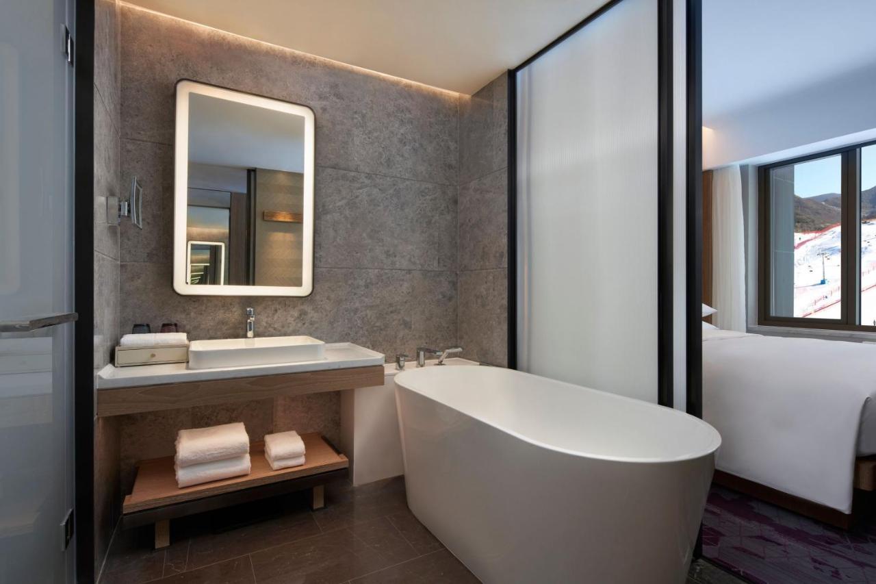 Hotel Courtyard By Marriott Chongli Zhangjiakou Exterior foto